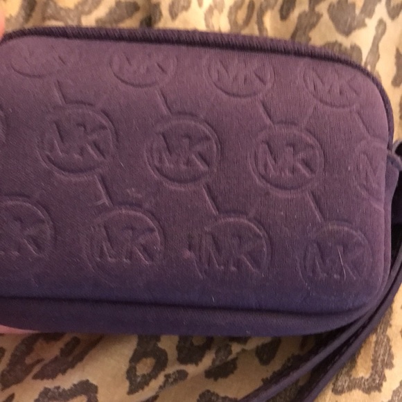 Michael Kors Purple Wristlet - Picture 6 of 8